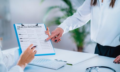 Healthcare for Newcomers to Canada – Your First Steps