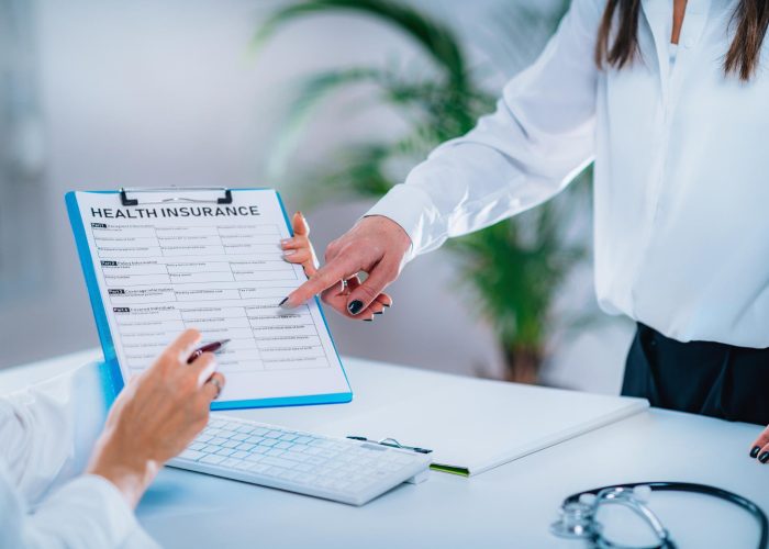 Healthcare for Newcomers to Canada – Your First Steps